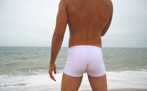 泉州男子阴囊潮湿怎么治疗 中医有妙招(图2) 阴囊潮湿怎么办 阴囊潮湿怎么治疗 阴囊潮湿的原因有哪些